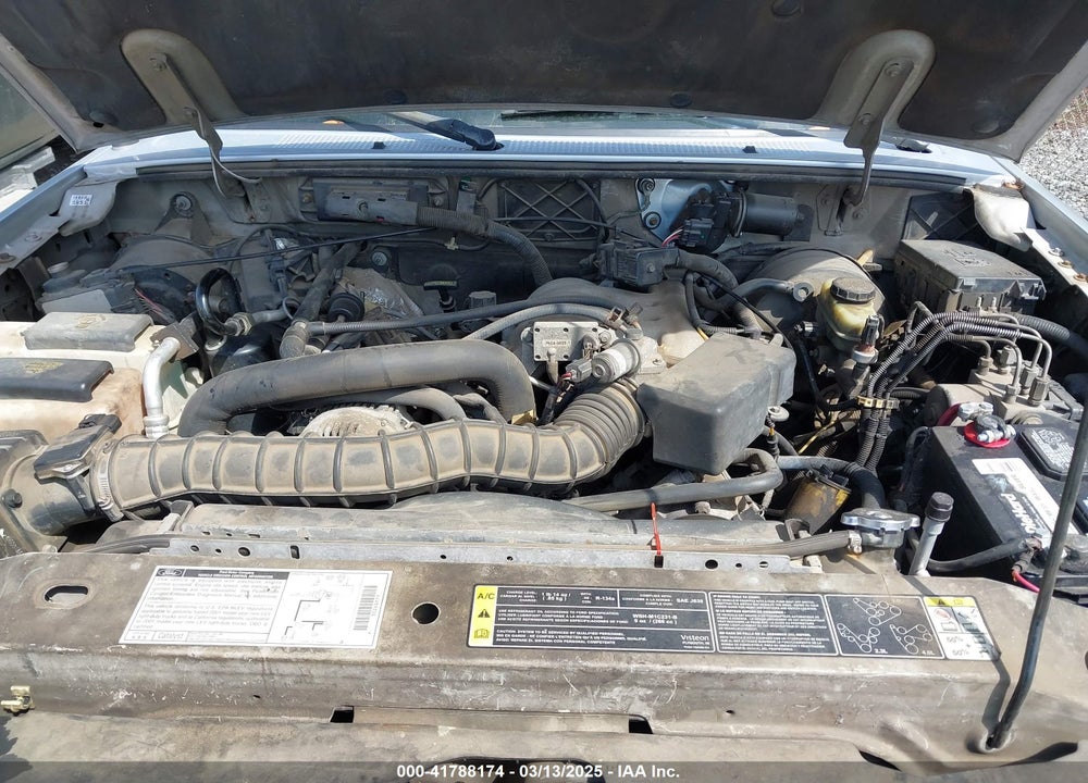 2001 FORD RANGER VIN: 1FTYR14UX1TA52943