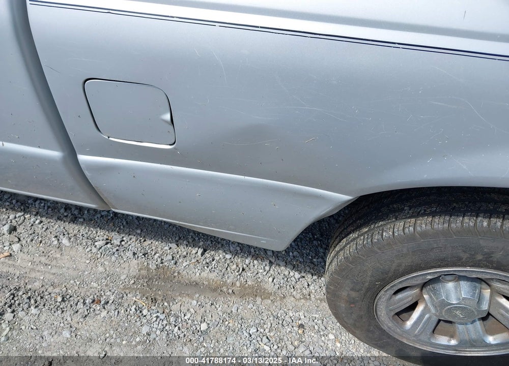 2001 FORD RANGER VIN: 1FTYR14UX1TA52943