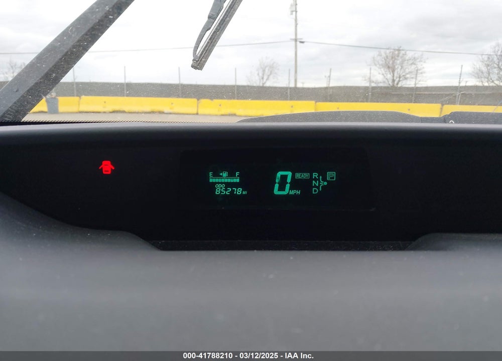 2005 TOYOTA PRIUS VIN: JTDKB20U657015182