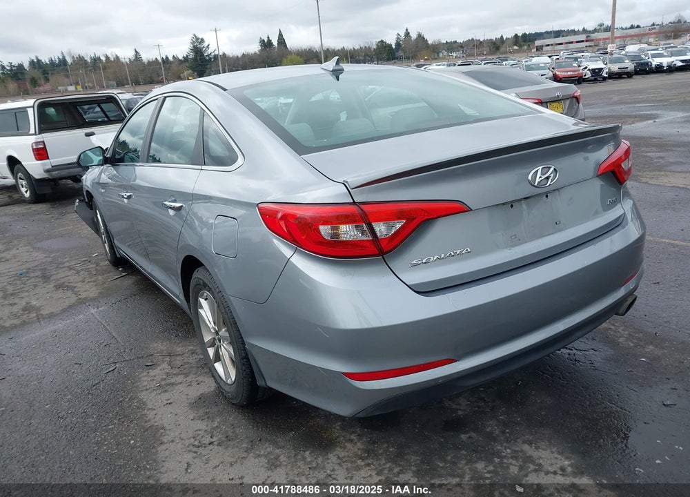 2015 HYUNDAI SONATA ECO VIN: 5NPE24AA4FH109197