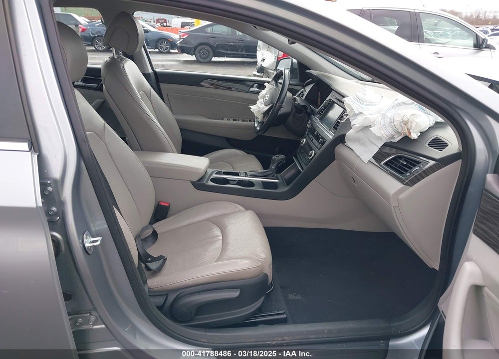 2015 HYUNDAI SONATA ECO VIN: 5NPE24AA4FH109197