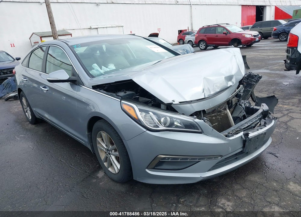 2015 HYUNDAI SONATA ECO VIN: 5NPE24AA4FH109197