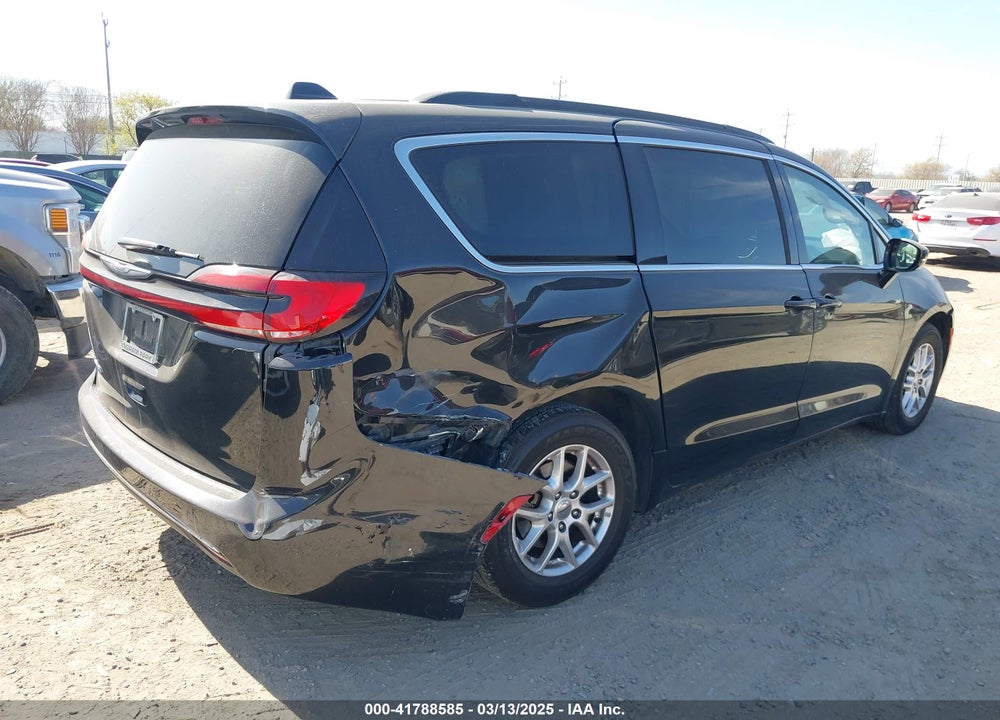 2022 CHRYSLER PACIFICA TOURING L VIN: 2C4RC1BG8NR169579