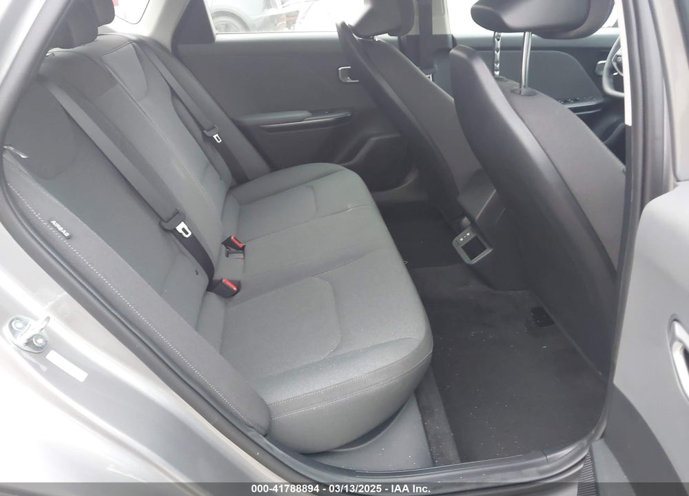 2025 KIA K4 LXS VIN: 3KPFT4DE3SE048536
