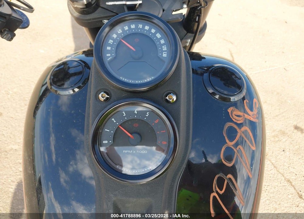 2020 HARLEY-DAVIDSON FXLRS VIN: 1HD1YWK10LB064147