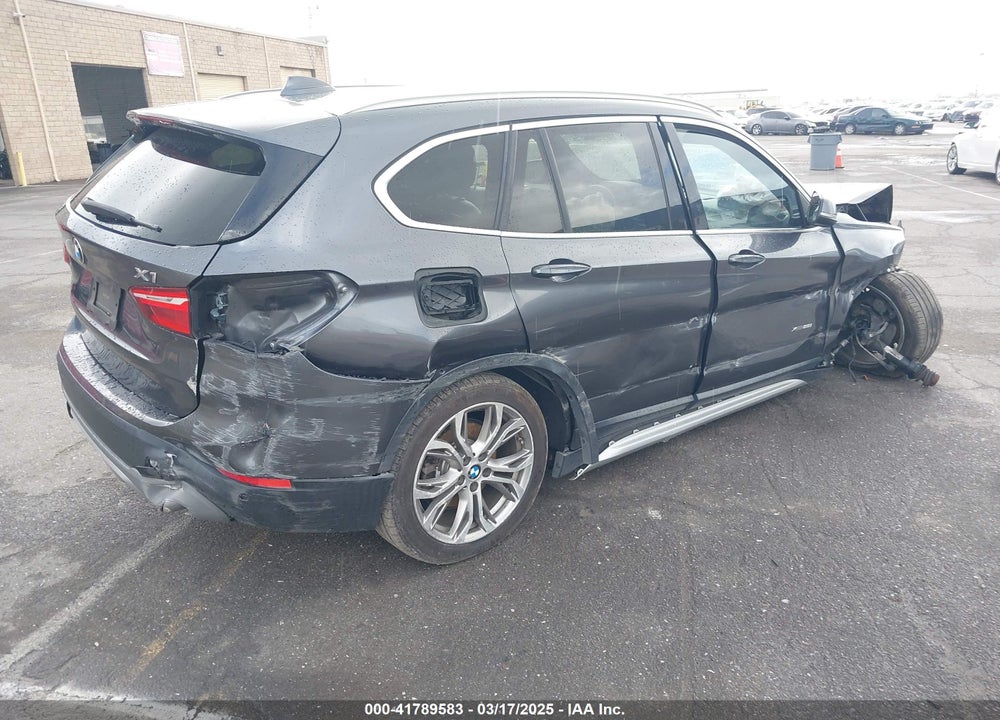 2017 BMW X1 VIN: WBXHT3Z32H4A57335