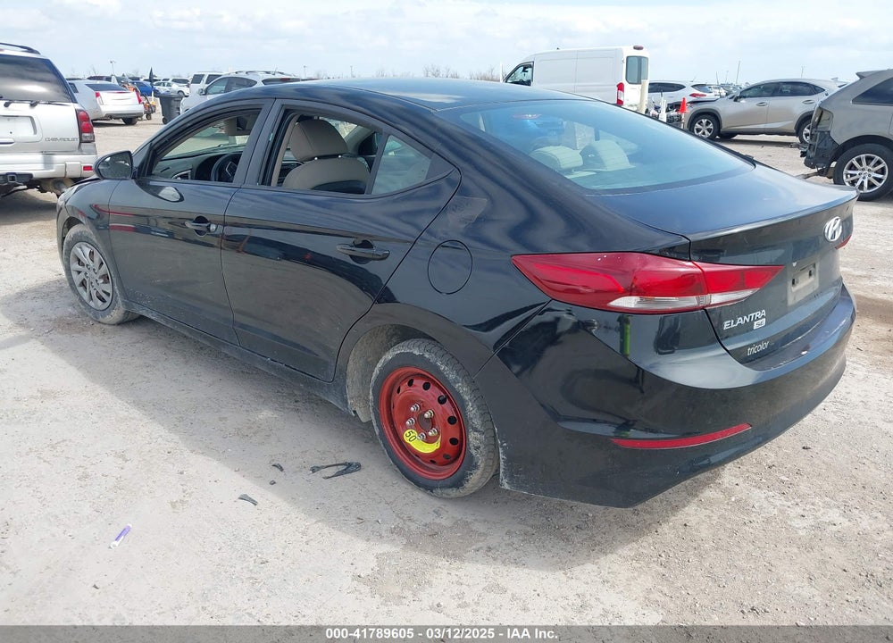 2018 HYUNDAI ELANTRA VIN: KMHD74LF4JU505274