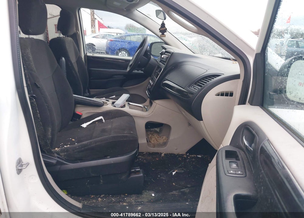 2012 DODGE GRAND CARAVAN VIN: 2C4RDGCG8CR321999