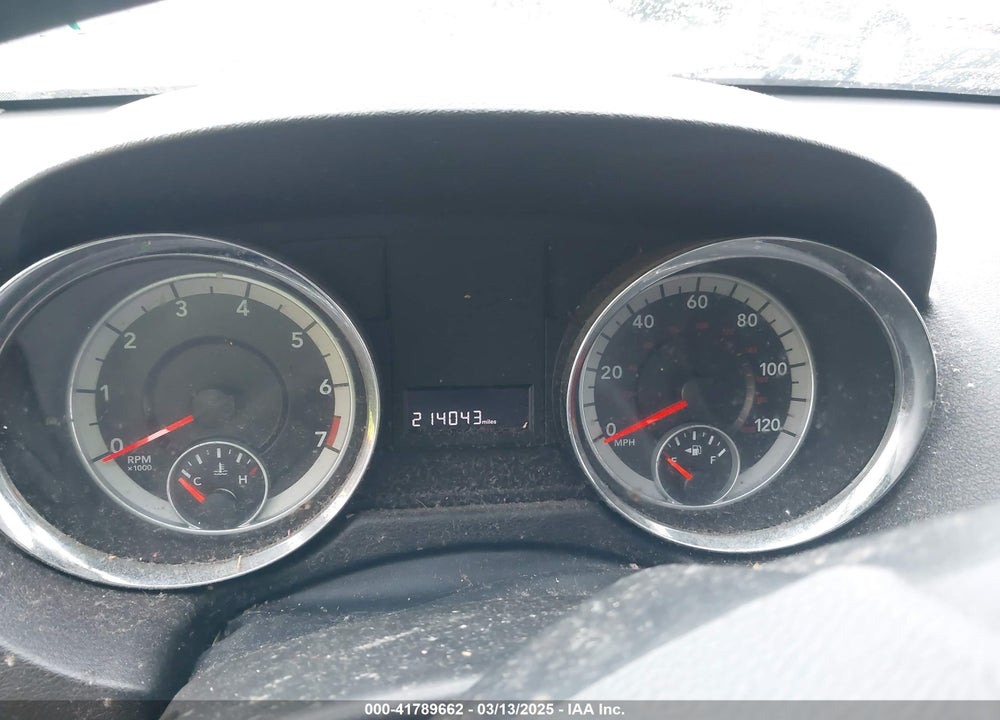 2012 DODGE GRAND CARAVAN VIN: 2C4RDGCG8CR321999