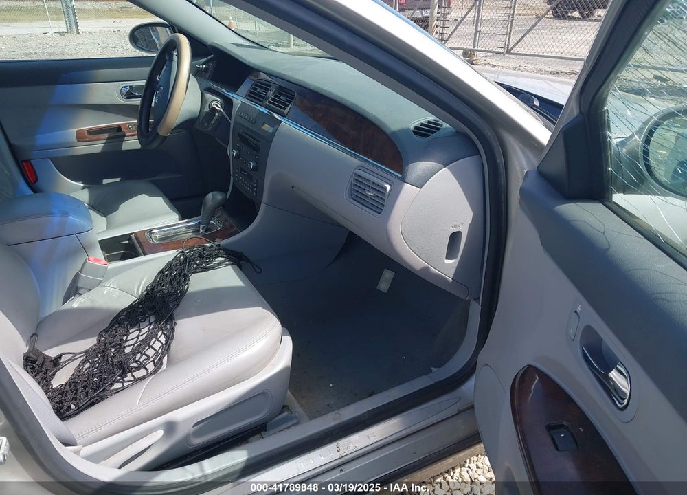 2007 BUICK LACROSSE CXL VIN: 2G4WD582271102458