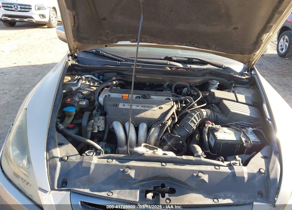 2005 HONDA ACCORD 2.4 EX VIN: 1HGCM56805A004371