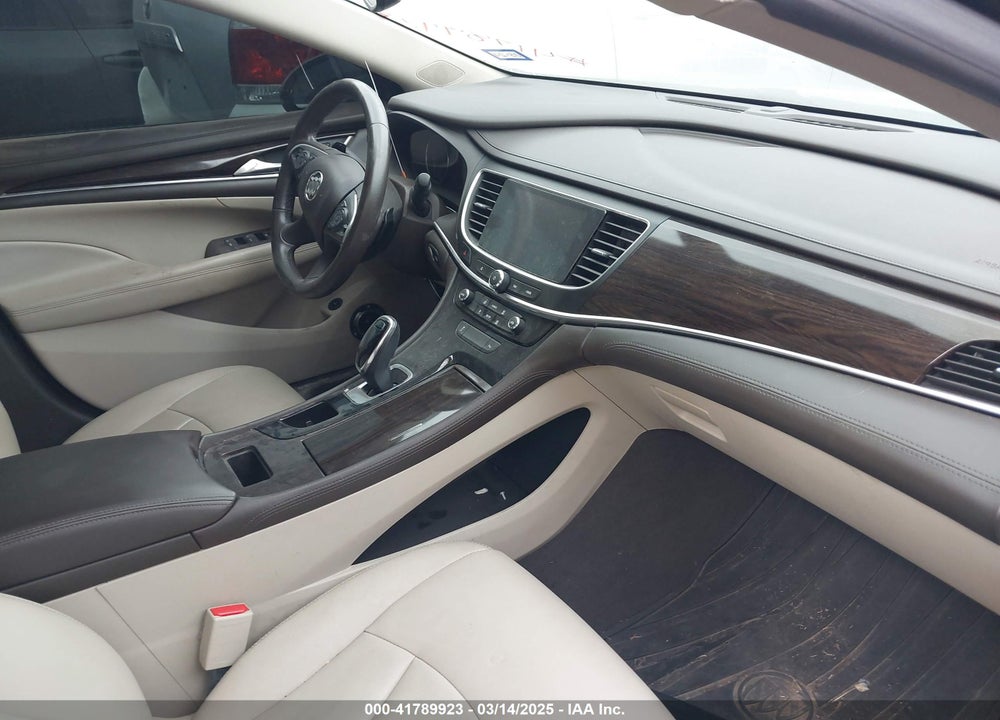 2017 BUICK LACROSSE VIN: 1G4ZR5SS0HU156905