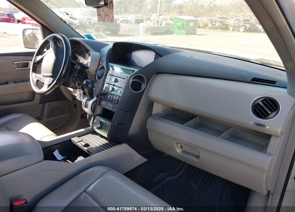 2009 HONDA PILOT TOURING VIN: 5FNYF48959B020092