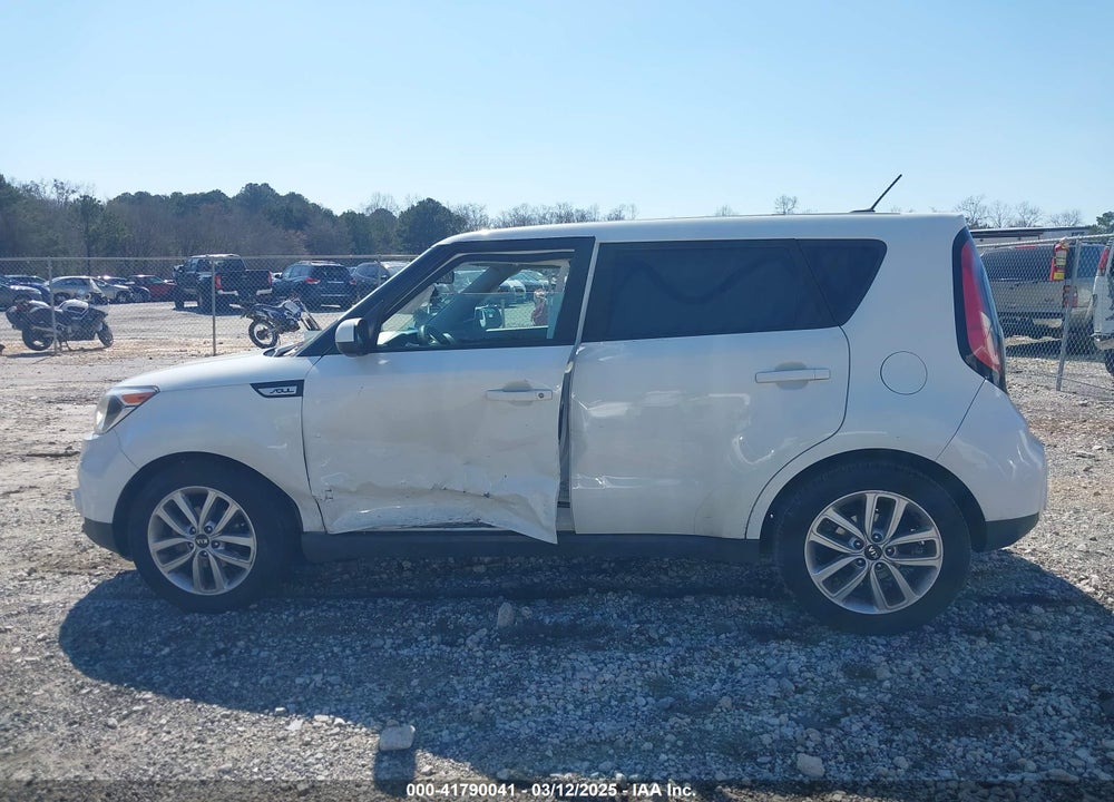 2018 KIA SOUL VIN: KNDJP3A53J7560986