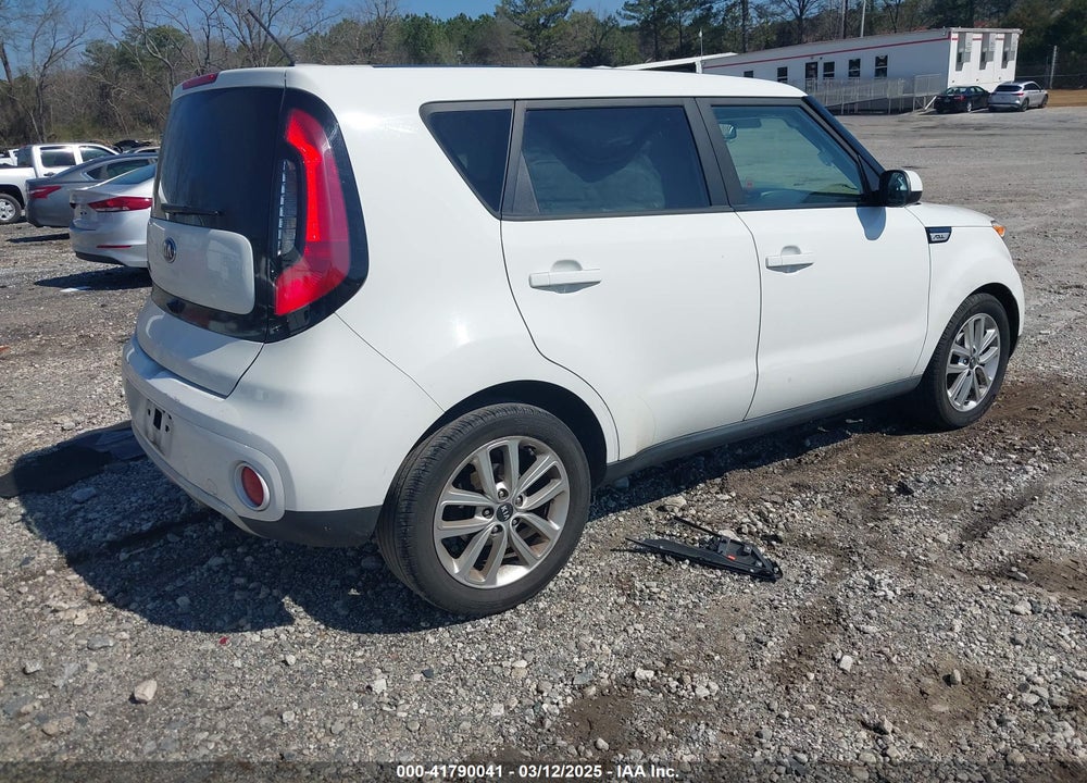 2018 KIA SOUL VIN: KNDJP3A53J7560986