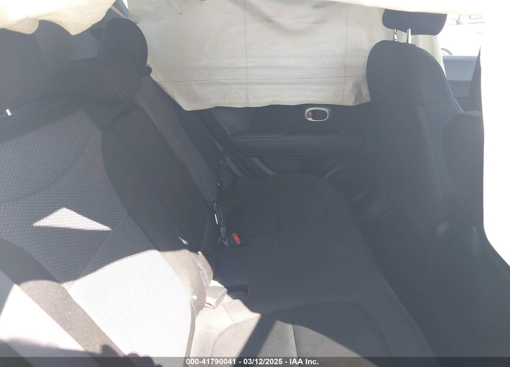 2018 KIA SOUL VIN: KNDJP3A53J7560986