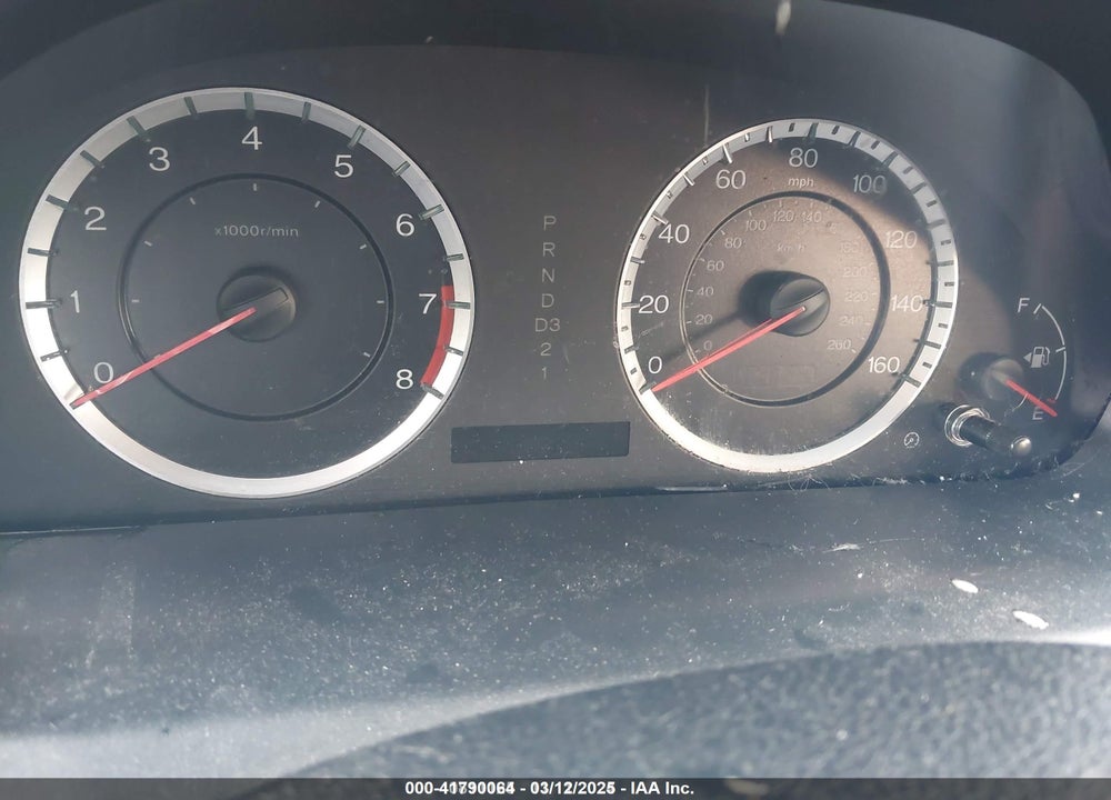 2010 HONDA ACCORD 2.4 LX-P VIN: 1HGCP2F45AA080018