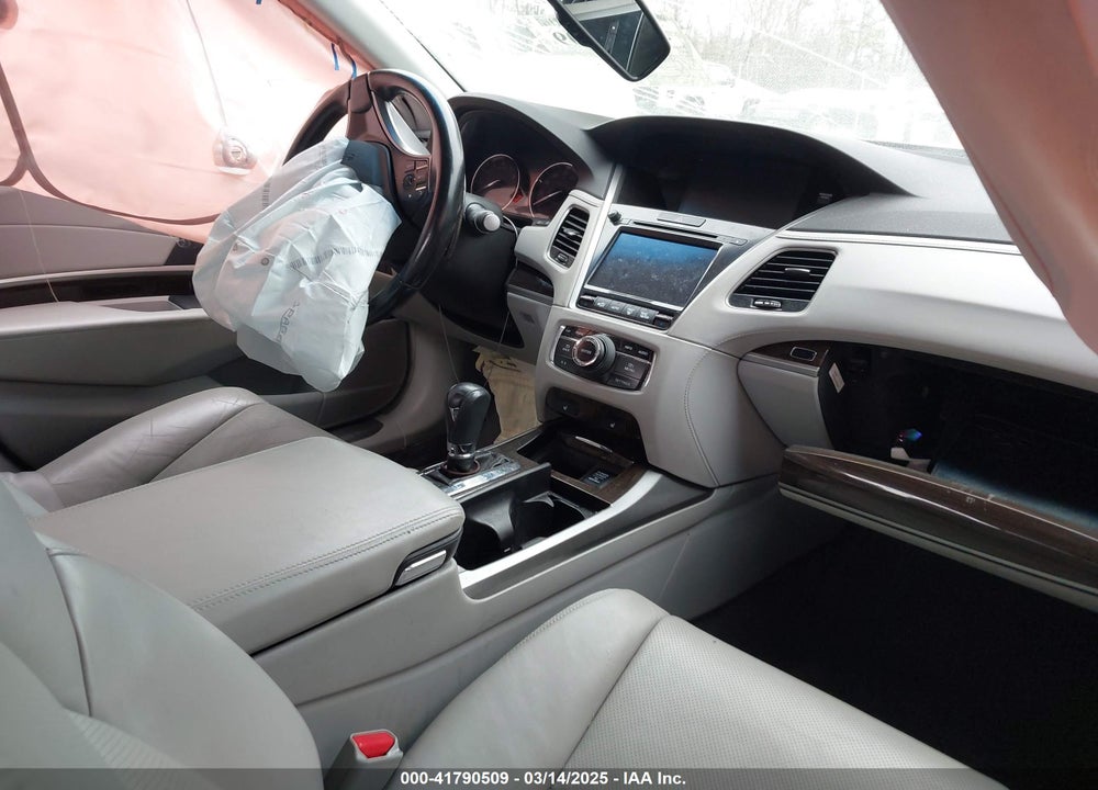 2015 ACURA RLX VIN: JH4KC1F58FC000679