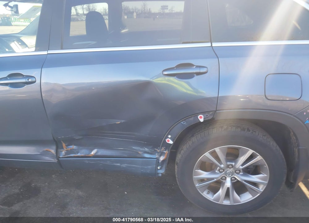 2015 TOYOTA HIGHLANDER VIN: 5TDJKRFH7FS178591