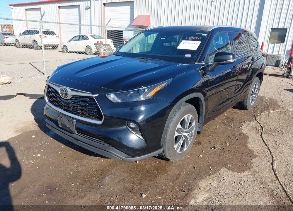 2022 TOYOTA HIGHLANDER VIN: 5TDHZRBH4NS567218