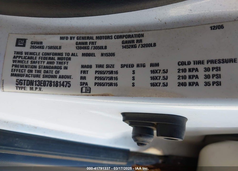 2007 HUMMER H3 SUV VIN: 5GTDN13E078181475