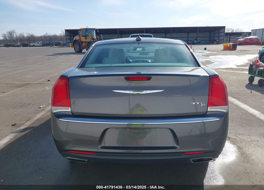 2016 CHRYSLER 300 VIN: 2C3CCAEG8GH252444