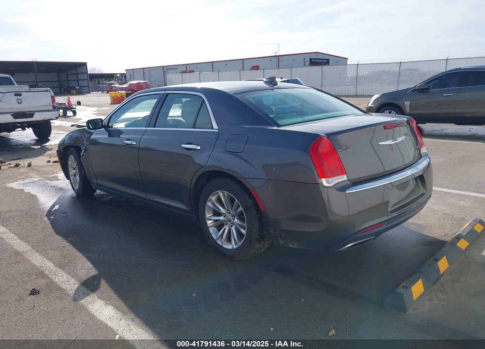 2016 CHRYSLER 300 VIN: 2C3CCAEG8GH252444