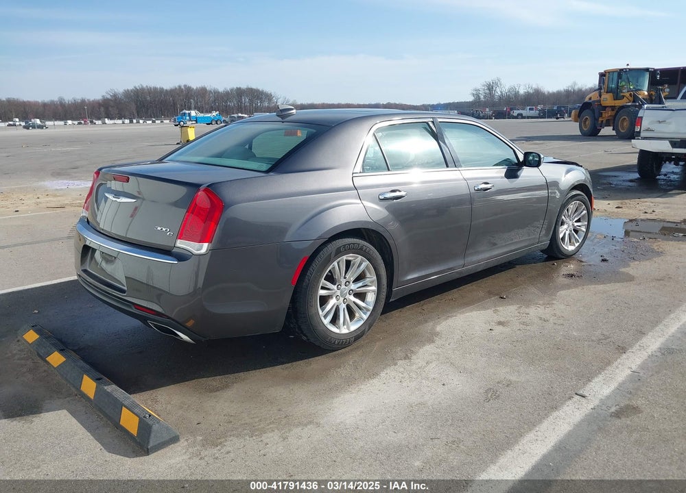 2016 CHRYSLER 300 VIN: 2C3CCAEG8GH252444