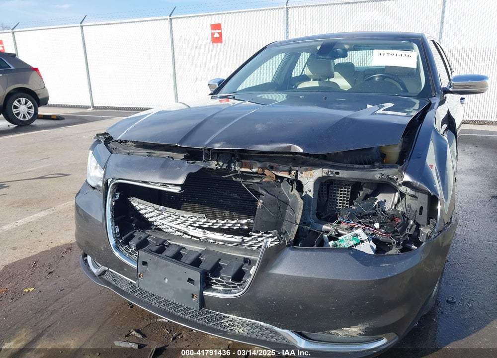2016 CHRYSLER 300 VIN: 2C3CCAEG8GH252444