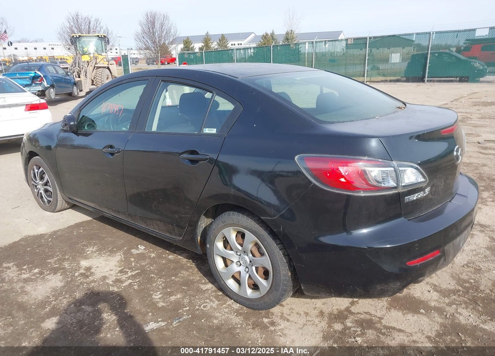 2012 MAZDA MAZDA3 VIN: JM1BL1UG3C1549381