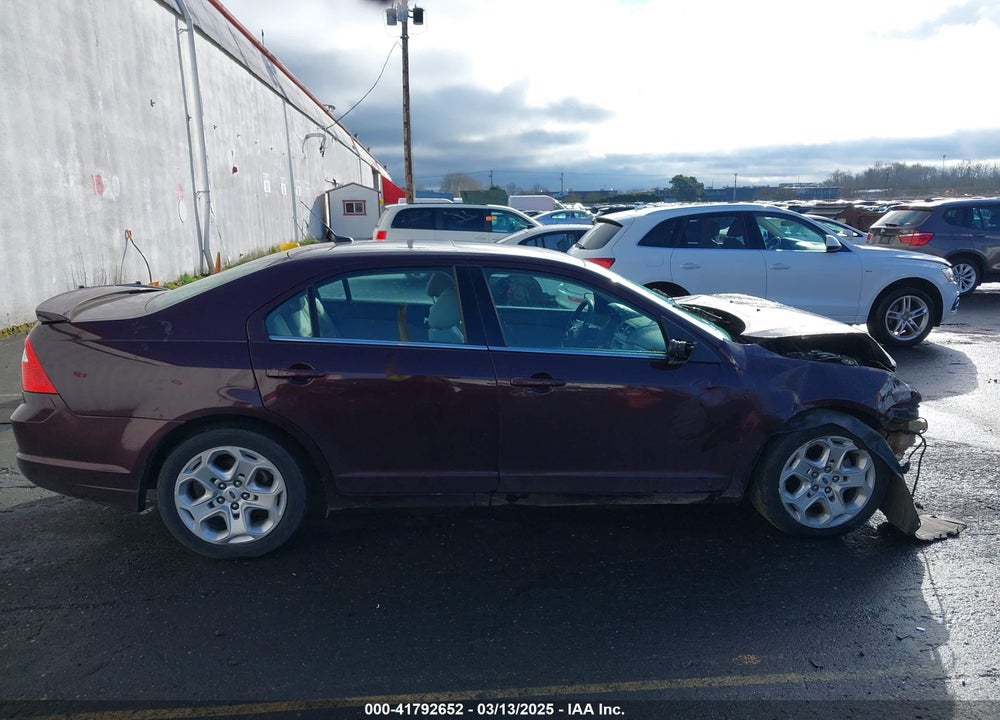 2011 FORD FUSION VIN: 3FAHP0HA7BR261419