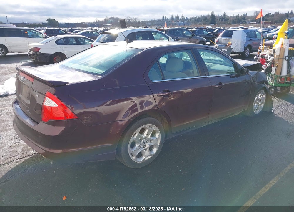 2011 FORD FUSION VIN: 3FAHP0HA7BR261419