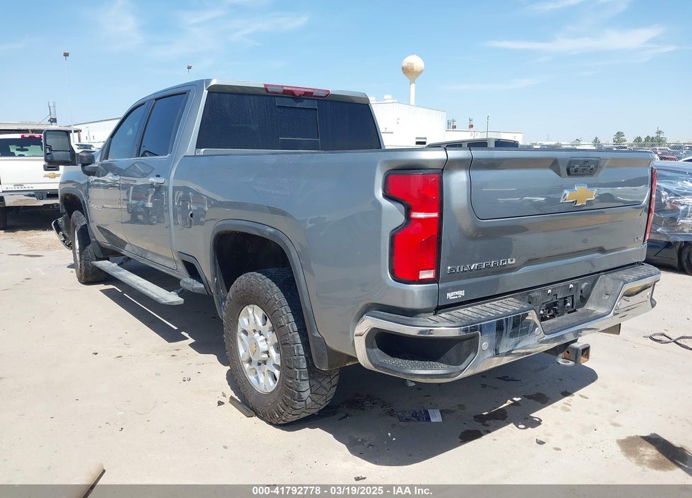 2024 CHEVROLET SILVERADO 2500HD 4WD STANDARD BED LTZ VIN: 2GC4YPEY5R1107368