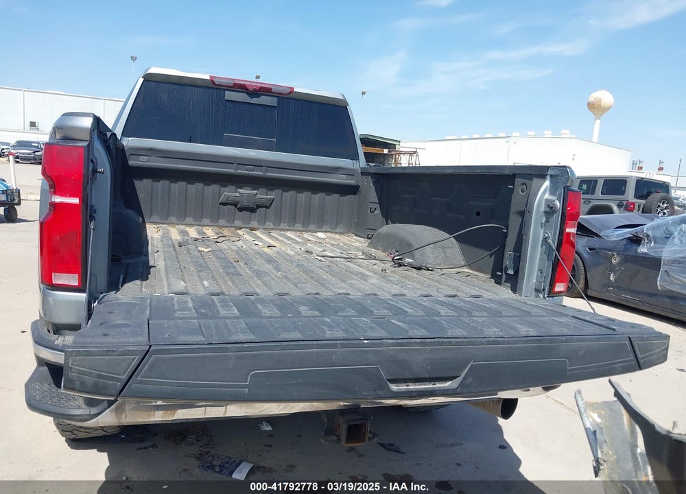 2024 CHEVROLET SILVERADO 2500HD 4WD STANDARD BED LTZ VIN: 2GC4YPEY5R1107368