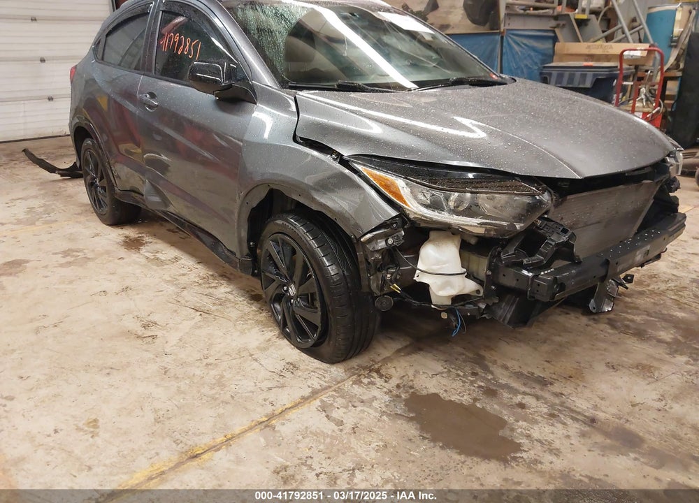 2021 HONDA HR-V VIN: 3CZRU6H11MM744358