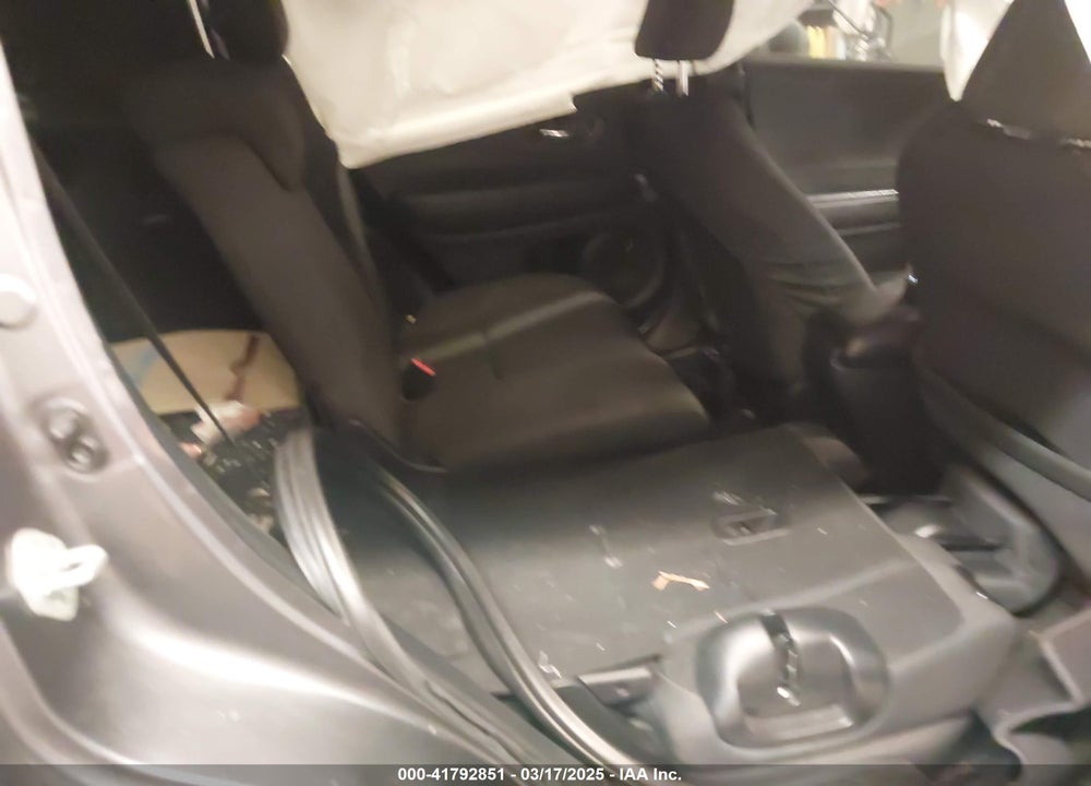 2021 HONDA HR-V VIN: 3CZRU6H11MM744358