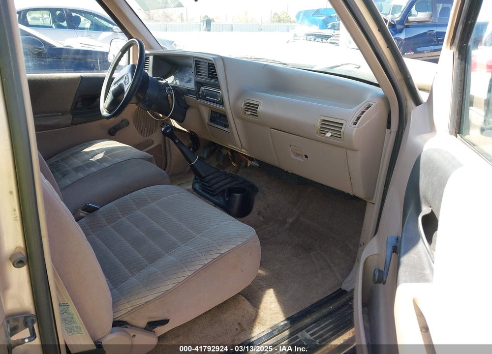 1993 FORD RANGER VIN: 1FTCR10A9PPA96049