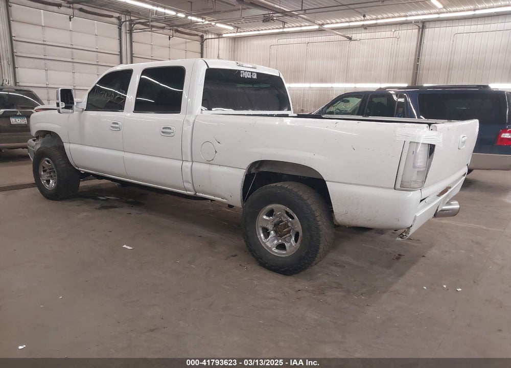 2003 CHEVROLET SILVERADO 2500HD LS VIN: 1GCHK23133F254283