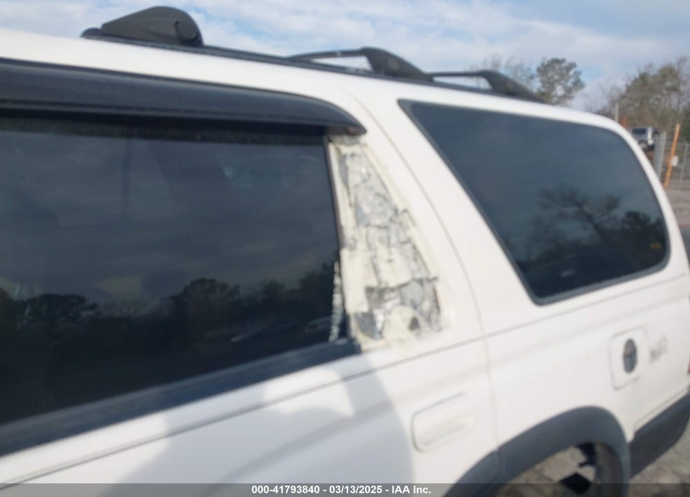 2002 TOYOTA 4RUNNER SR5 V6 VIN: JT3GN86R320231924