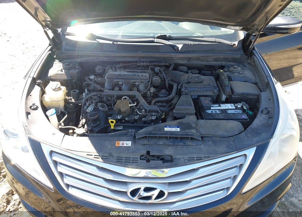 2012 HYUNDAI AZERA VIN: KMHFG4JG3CA152535