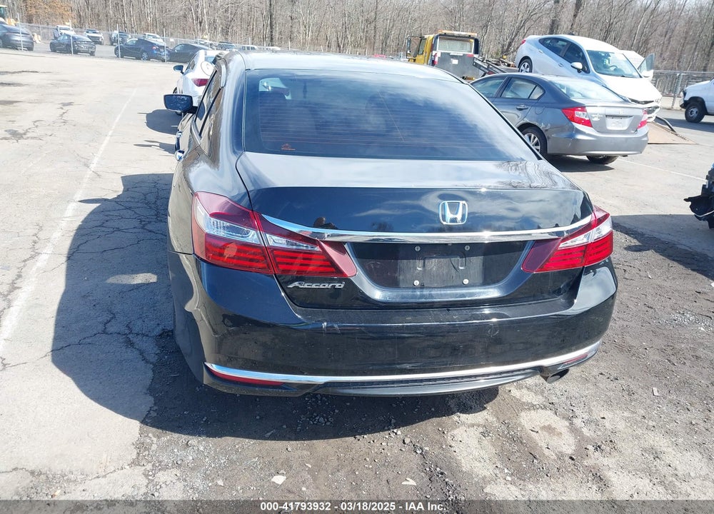 2017 HONDA ACCORD VIN: 1HGCR2F36HA185789