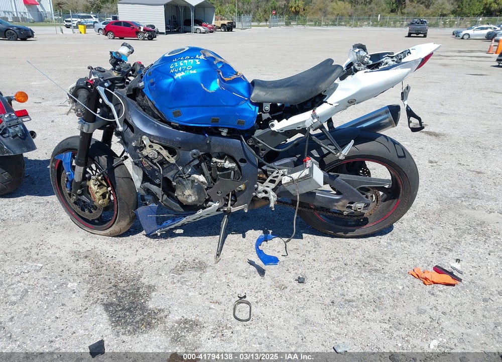 2013 SUZUKI GSX-R1000 VIN: JS1GT78A4D2102756