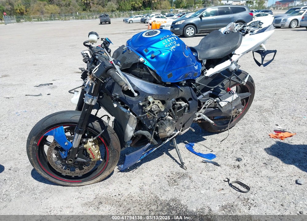 2013 SUZUKI GSX-R1000 VIN: JS1GT78A4D2102756