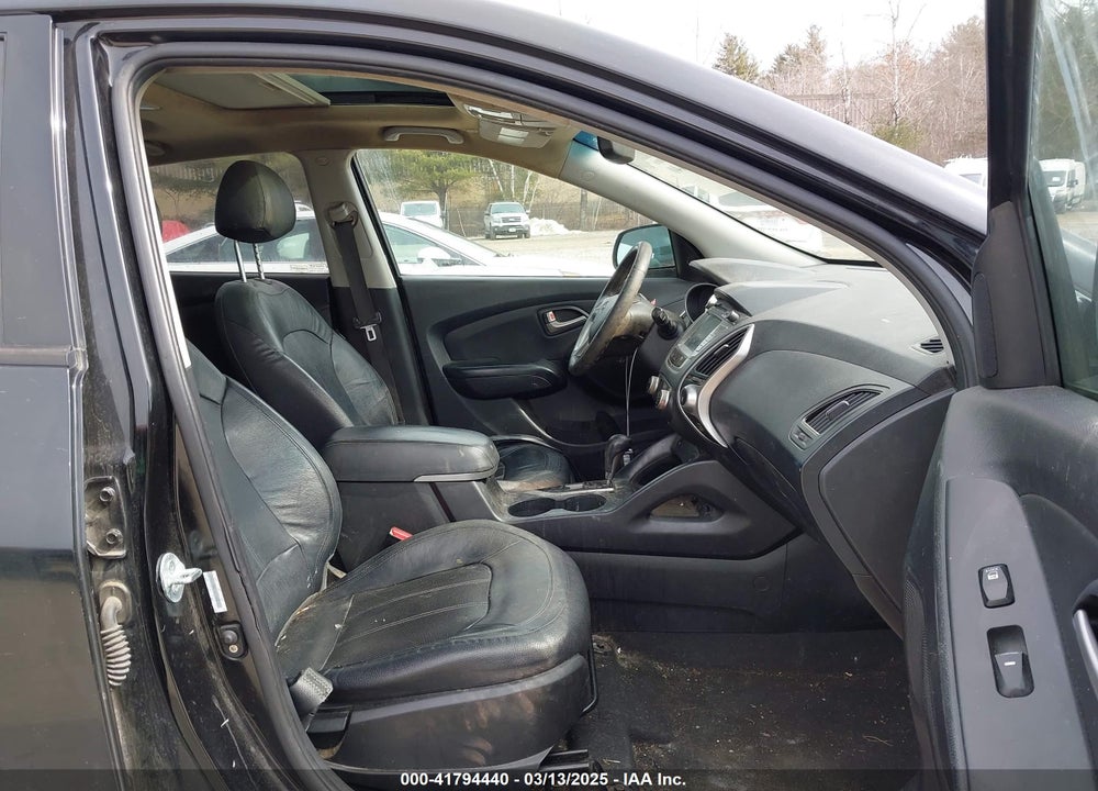 2013 HYUNDAI TUCSON VIN: KM8JUCAC4DU690168