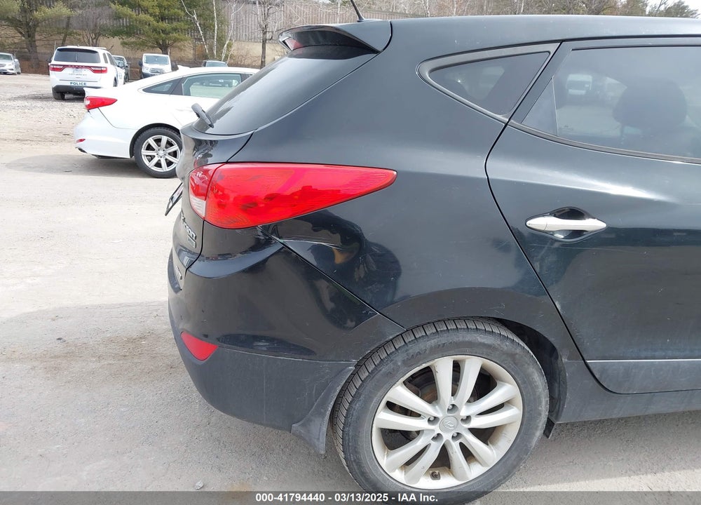 2013 HYUNDAI TUCSON VIN: KM8JUCAC4DU690168