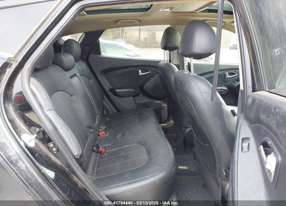 2013 HYUNDAI TUCSON VIN: KM8JUCAC4DU690168