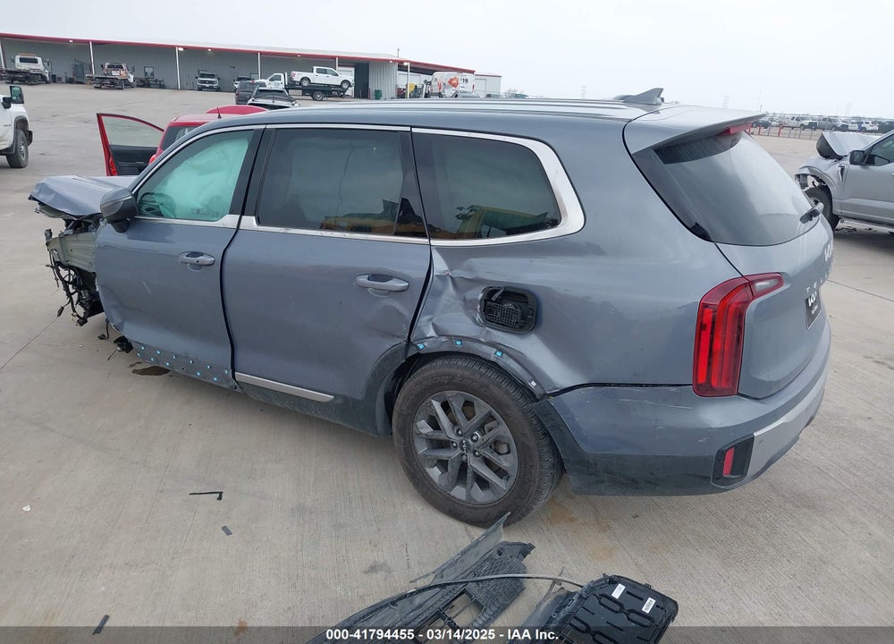 2023 KIA TELLURIDE LX VIN: 5XYP24GC7PG331419