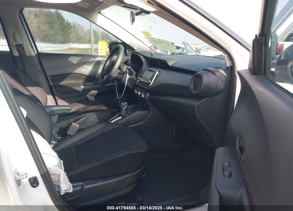 2021 NISSAN KICKS VIN: 3N1CP5BV4ML540901