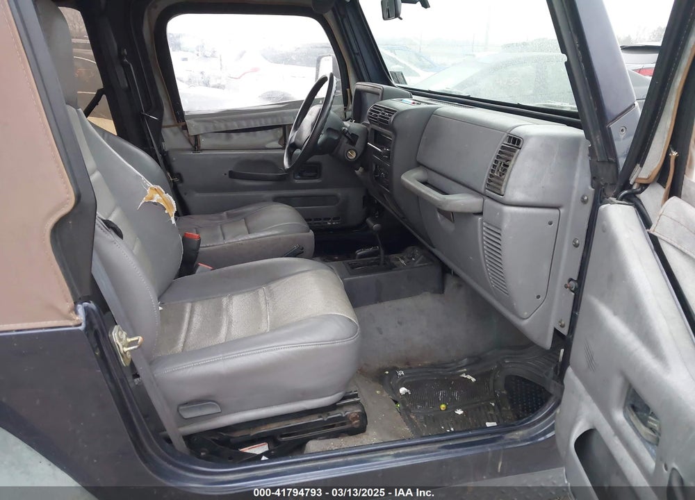 1998 JEEP WRANGLER / VIN: 1J4FY29P9WP792089