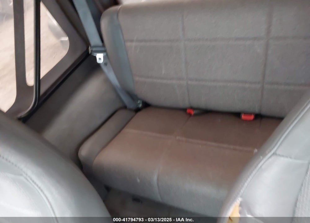 1998 JEEP WRANGLER / VIN: 1J4FY29P9WP792089
